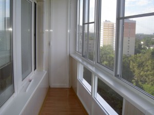 Балкон с алюминиевым профилем